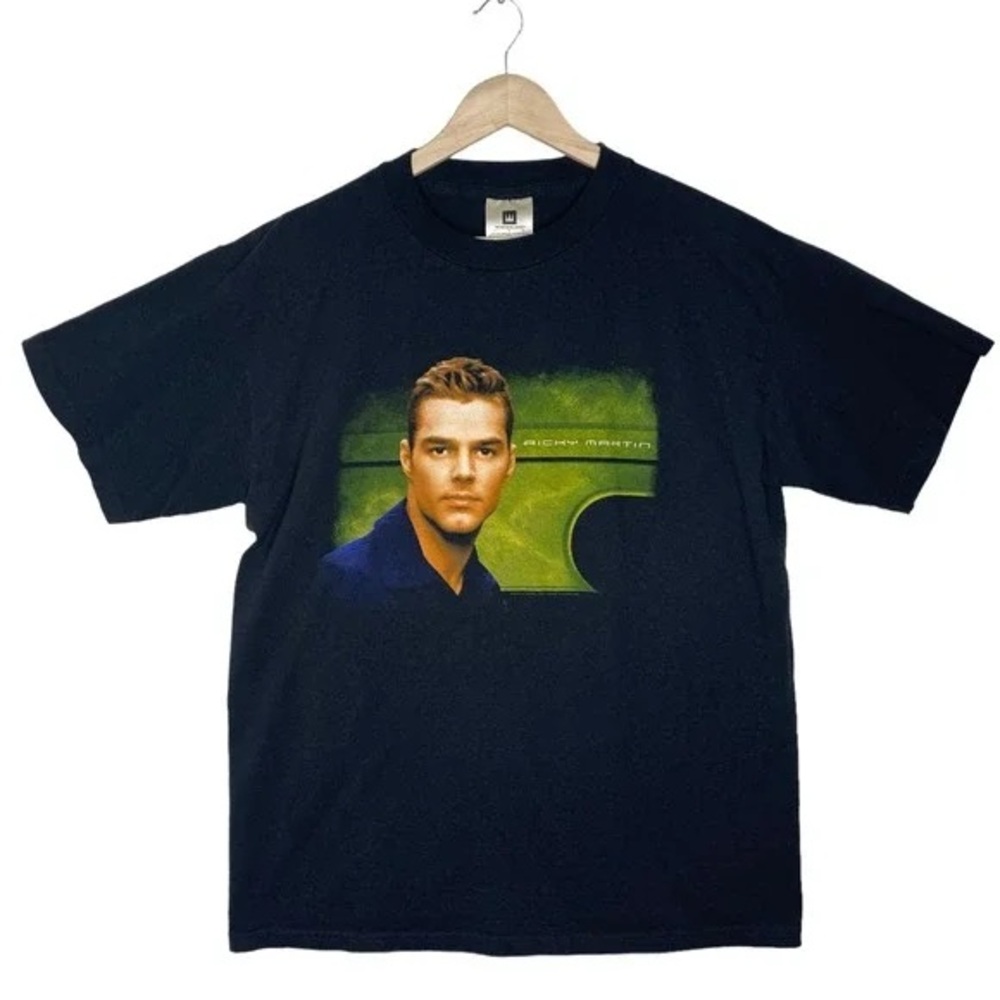Ricky Martin 1999 Concert Licensed Black T-Shirt Pre-Shrunk 100%Cotton